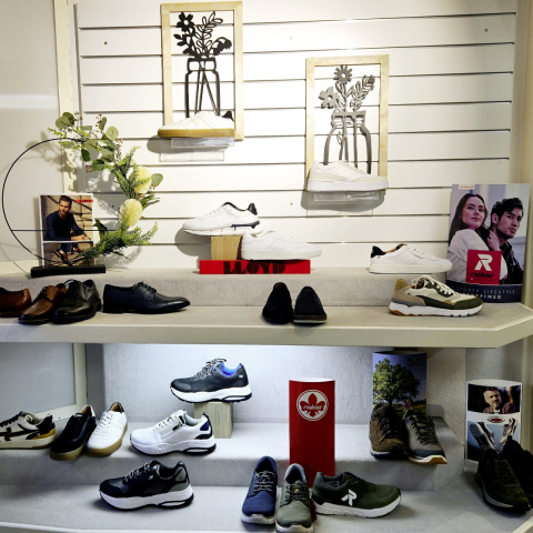 Schaufenster mit Herrenschuhen